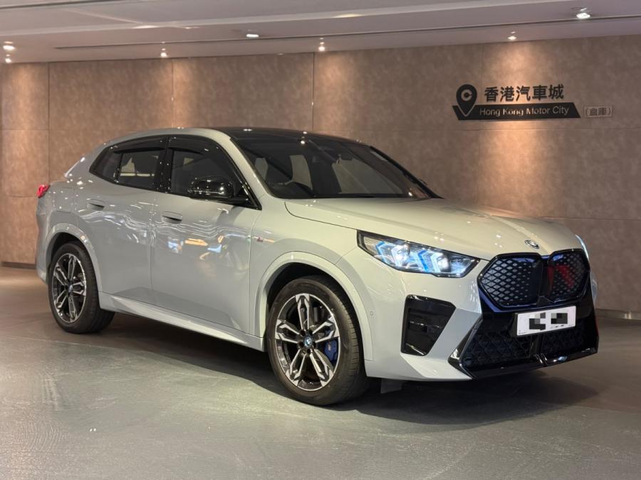 BMW iX2 eDrive20 M Sport